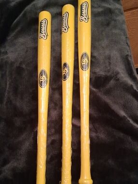 SAVANNAH BANANAS MINI COLLECTORS Baseball Bat Set - 3 Pack